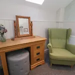Holiday home A Stones Throw *