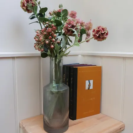 A Stones Throw Scarborough