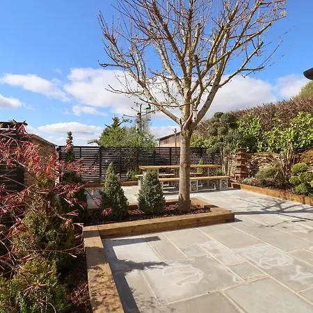 A Stones Throw Scarborough