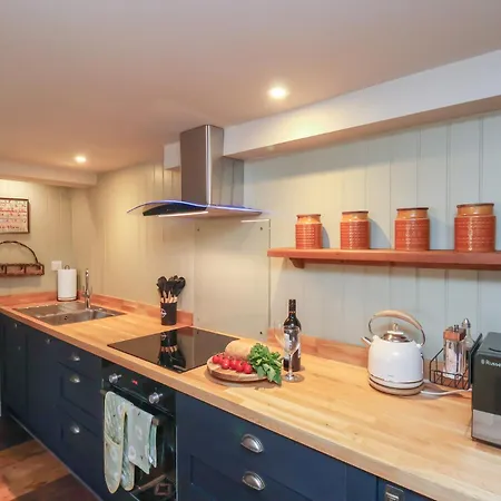 A Stones Throw Holiday home