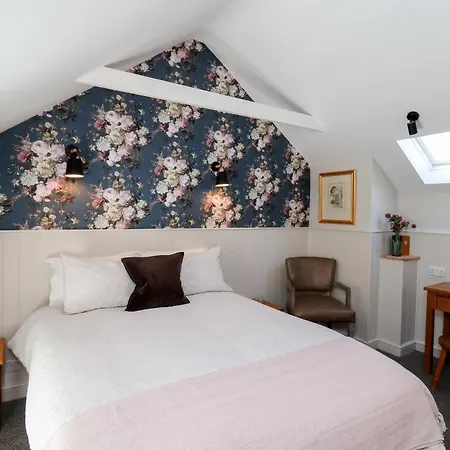 A Stones Throw Holiday home *