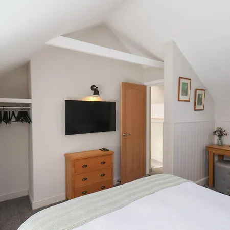 A Stones Throw Holiday home *
